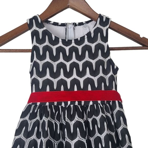 Love U Lots Girls Sleeveless Geo Dress Size 4T Black and White with Red Ribbon - Picture 2 of 12